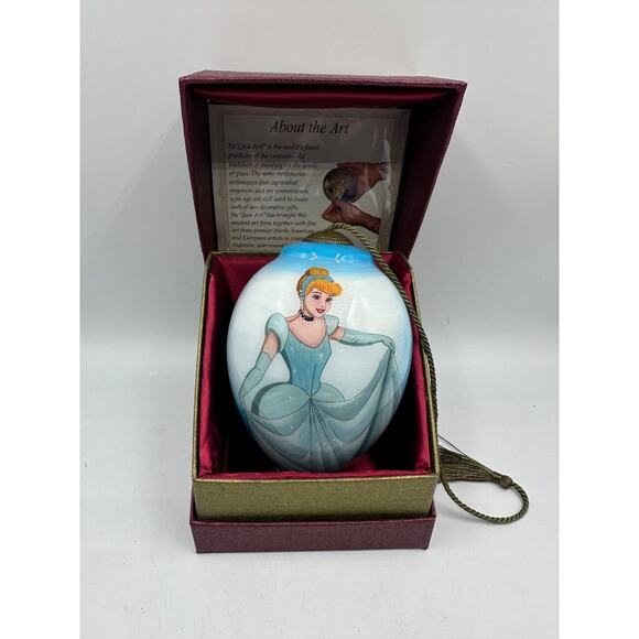 Hallmark 2024 Ne’ QWA ART Ornament Disney Princess Hand-Painted Glass Cinderella - Picture 1 of 3